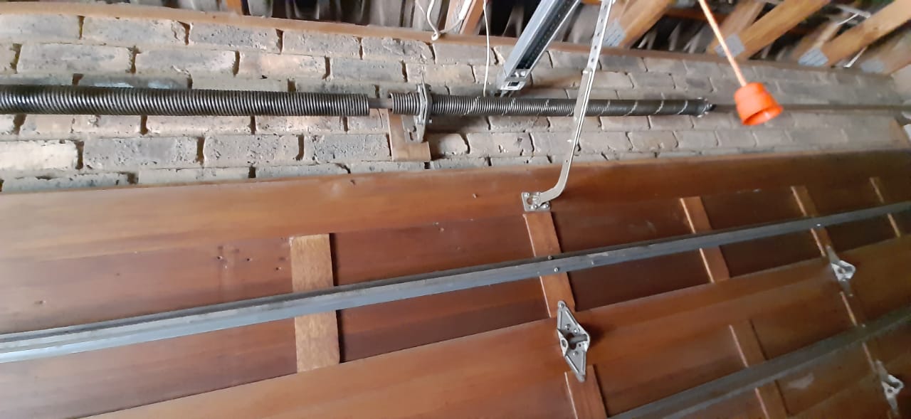 Tilt-Up Canopy